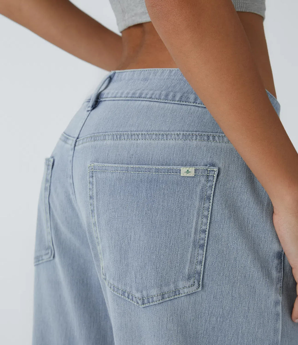 Asymmetric Low-Rise Baggy Wide-Leg Washed Jeans with Zipper Pockets